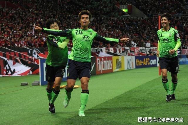 讽刺金球奖？莱万：如果今年不取消颁奖本泽马能得奖